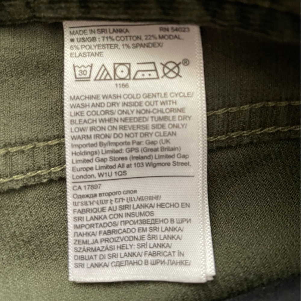 Banana Republic Green Cords. Size 30P - Picture 6 of 7